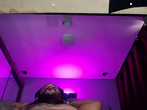 Ale Mineiro online show from March 15, 2026, 9:49 am