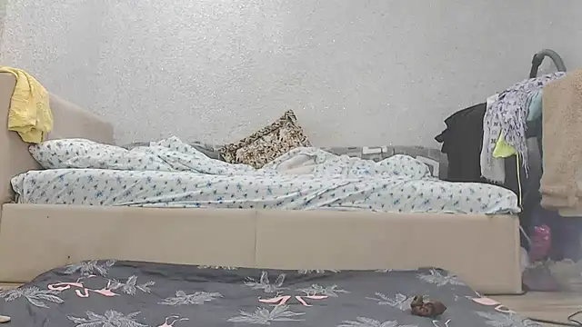 Vika  online show from November 19, 2025, 12:43 am