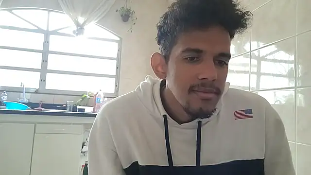 RenziTatte online show from September 27, 2025, 1:50 pm