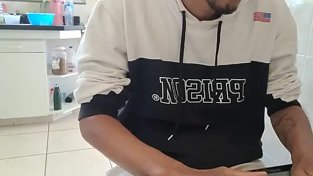 RenziTatte online show from September 24, 2025, 1:50 pm