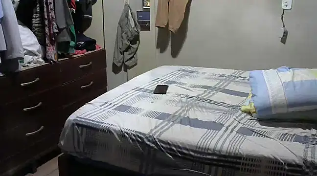 RenziTatte online show from December 6, 2024, 2:51 am