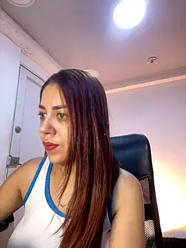 AnnbellaRosse online show from September 23, 2025, 4:58 pm