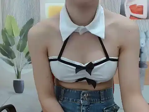 Snapshot of Jikey98 chatting on October 13, 2025, 12:45 am Jikey98 online show from October 13, 2025, 12:45 am