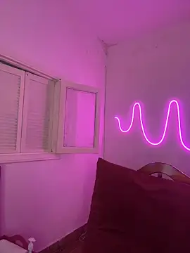 Mizztikaa online show from April 1, 2026, 6:05 pm