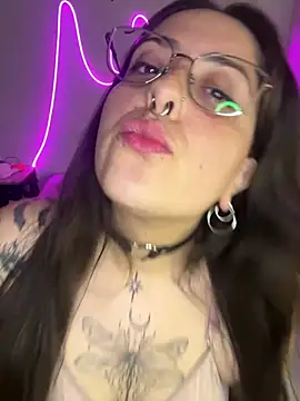 Mizztikaa online show from February 26, 2025, 3:35 am