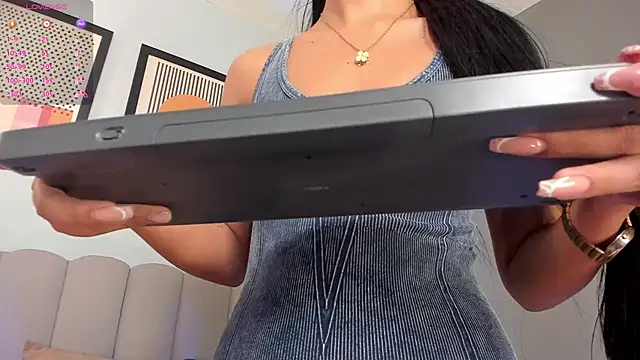 Snapshot of morganlake_ chatting on March 20, 2025, 3:34 am morganlake online show from March 20, 2025, 3:34 am