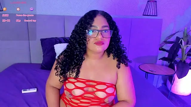 Snapshot of Annie-Wolf chatting on October 4, 2025, 9:16 pm Annie-Wolf online show from October 4, 2025, 9:16 pm