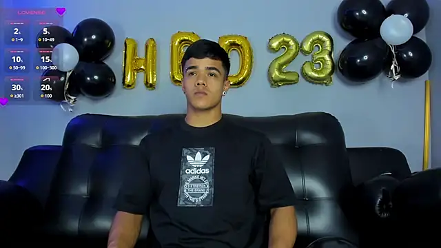 Snapshot of Rob_saenz_ chatting on September 11, 2025, 2:39 pm Rob saenz online show from September 11, 2025, 2:39 pm