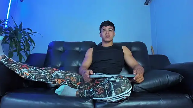 Snapshot of Rob_saenz_ chatting on October 2, 2025, 3:26 pm Rob saenz online show from October 2, 2025, 3:26 pm