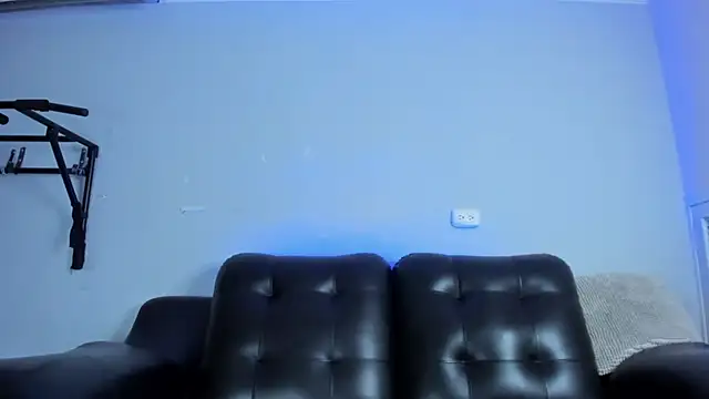 Snapshot of Rob_saenz_ chatting on January 30, 2025, 12:37 pm Rob saenz online show from January 30, 2025, 12:37 pm