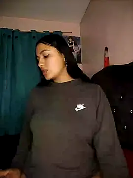 Snapshot of Nahiara_velez chatting on February 26, 2025, 2:30 am Nahiara velez online show from February 26, 2025, 2:30 am