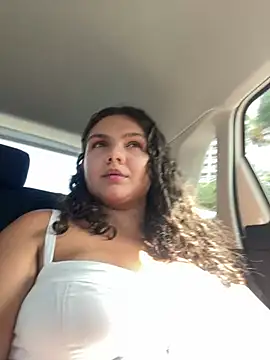 eva y marcelo online show from February 26, 2025, 4:49 pm