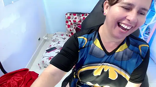 Snapshot of victoria_jones chatting on February 3, 2026, 3:50 pm victoria jones online show from February 3, 2026, 3:50 pm