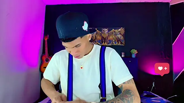 Damian latinxxx online show from February 26, 2025, 3:03 am
