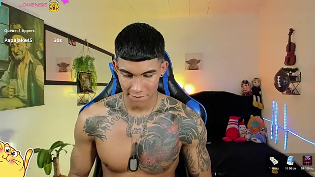 Damian latinxxx online show from March 27, 2026, 8:26 am