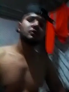 Snapshot of Insciavel01 chatting on October 30, 2025, 4:11 am Insciavel01 online show from October 30, 2025, 4:11 am