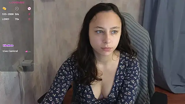 Snapshot of Agatha_Sade chatting on September 20, 2025, 11:26 am Agatha Sade online show from September 20, 2025, 11:26 am