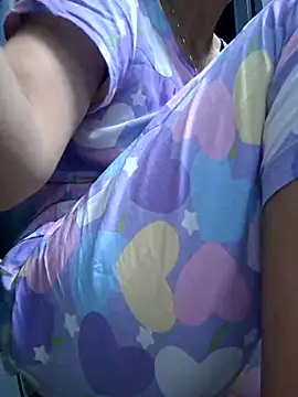 Baby-sexytits18 online show from October 8, 2025, 1:12 pm