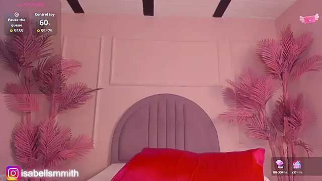 Isabellsmmith online show from September 25, 2025, 8:04 pm