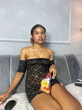 Isabellsmmith online show from February 25, 2025, 6:47 am
