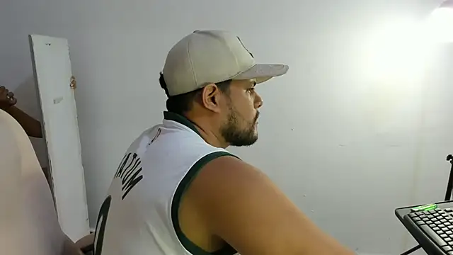 Snapshot of that_temptation chatting on September 28, 2025, 1:18 pm that temptation online show from September 28, 2025, 1:18 pm