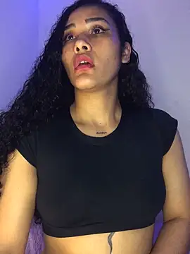 Snapshot of jaderossxx chatting on December 22, 2024, 3:11 am jaderossxx online show from December 22, 2024, 3:11 am