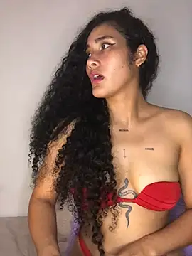 Snapshot of jaderossxx chatting on February 14, 2025, 10:25 pm jaderossxx online show from February 14, 2025, 10:25 pm