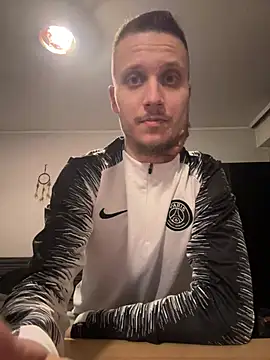 Snapshot of BWC69_69_69 chatting on December 28, 2024, 7:54 pm BWC69 69 69 online show from December 28, 2024, 7:54 pm