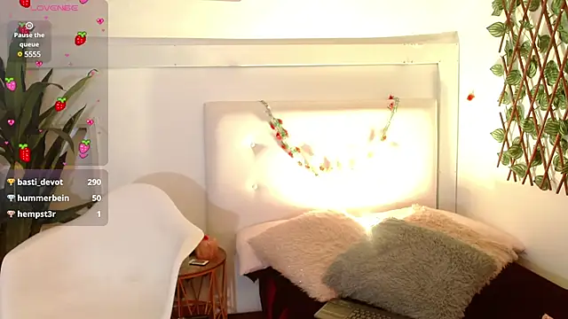 sweet blueberry  online show from February 27, 2025, 4:54 pm