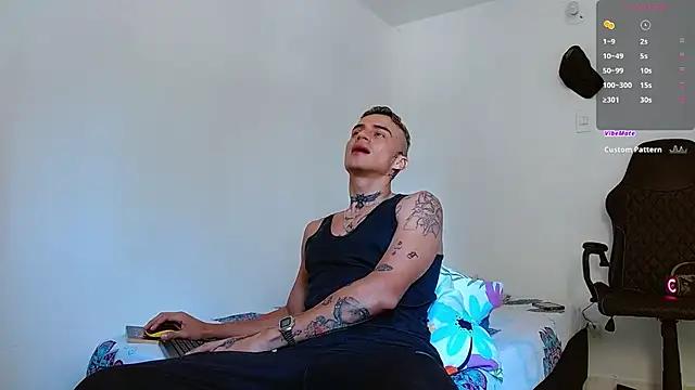 Snapshot of bray_hotboy777 chatting on September 25, 2025, 4:35 pm bray hotboy777 online show from September 25, 2025, 4:35 pm