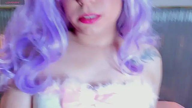 Vicky Campbell  online show from September 26, 2025, 12:17 am