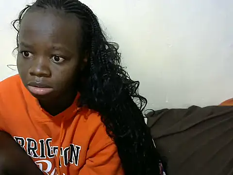 Snapshot of Thicky_kyla chatting on October 9, 2025, 12:28 pm Thicky kyla online show from October 9, 2025, 12:28 pm