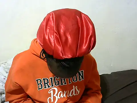 Snapshot of Thicky_kyla chatting on September 26, 2025, 1:18 pm Thicky kyla online show from September 26, 2025, 1:18 pm