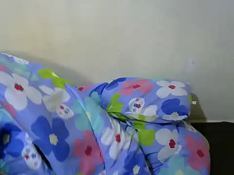 Thicky kyla online show from April 18, 2026, 12:29 pm