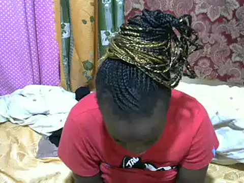 Snapshot of Thicky_kyla chatting on March 21, 2025, 6:49 am Thicky kyla online show from March 21, 2025, 6:49 am