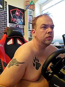 PupW0lfy online show from March 18, 2025, 3:01 pm