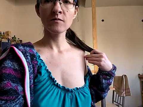 Milky hairy mommy online show from March 5, 2025, 7:16 am