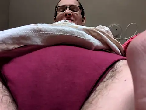 Milky hairy mommy online show from February 23, 2025, 12:48 pm