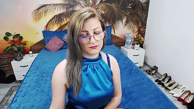 Snapshot of eviajoness chatting on February 12, 2025, 12:16 am eviajoness online show from February 12, 2025, 12:16 am