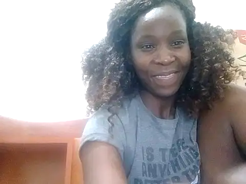 Snapshot of Claris2 chatting on October 10, 2025, 7:58 pm Claris2 online show from October 10, 2025, 7:58 pm