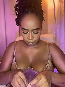 Britanymooree online show from March 21, 2026, 10:02 pm