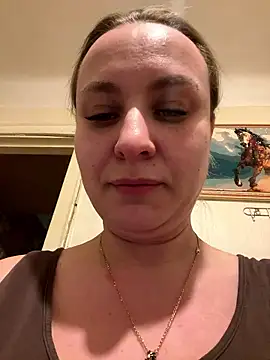 Snapshot of OlgaBuzzz chatting on January 17, 2026, 1:37 pm OlgaBuzzz online show from January 17, 2026, 1:37 pm