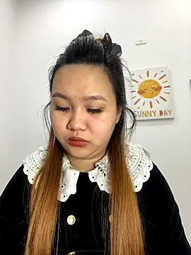 Odette68 online show from November 17, 2025, 1:09 am