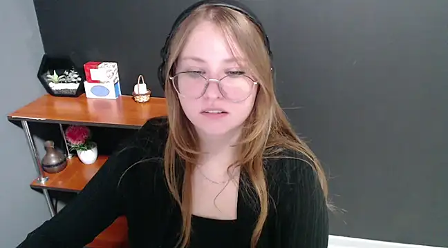lady minx online show from January 21, 2025, 10:52 am