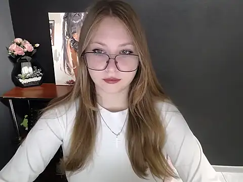 lady minx online show from October 26, 2025, 7:42 am