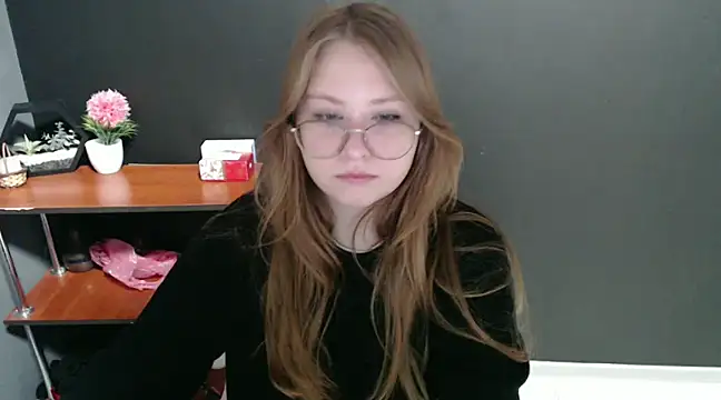lady minx online show from December 12, 2024, 7:30 am