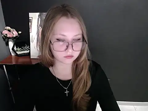 lady minx online show from October 7, 2025, 6:36 am