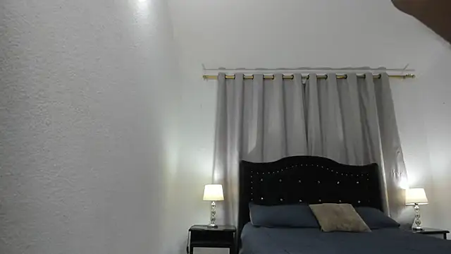 Snapshot of Debora_brown chatting on February 7, 2025, 11:03 pm Debora brown online show from February 7, 2025, 11:03 pm