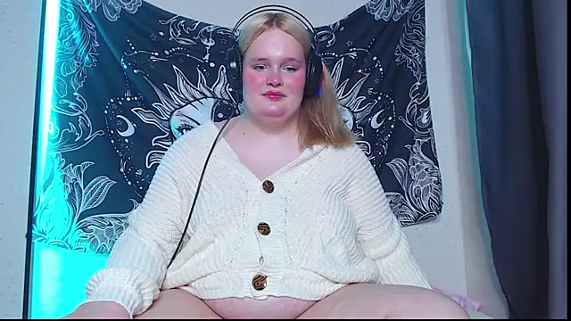 rozzhaos8 online show from October 16, 2025, 5:49 am