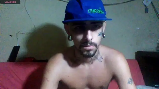 Snapshot of sellvageria chatting on April 19, 2026, 1:23 pm sellvageria online show from April 19, 2026, 1:23 pm